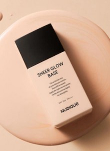 누디크 쉬어 글로우 베이스 35ml
